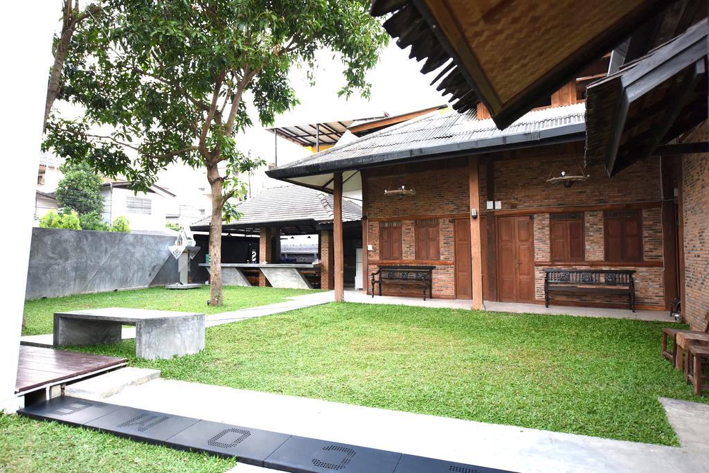 Chiang Mai Udee Hotel Kültér fotó