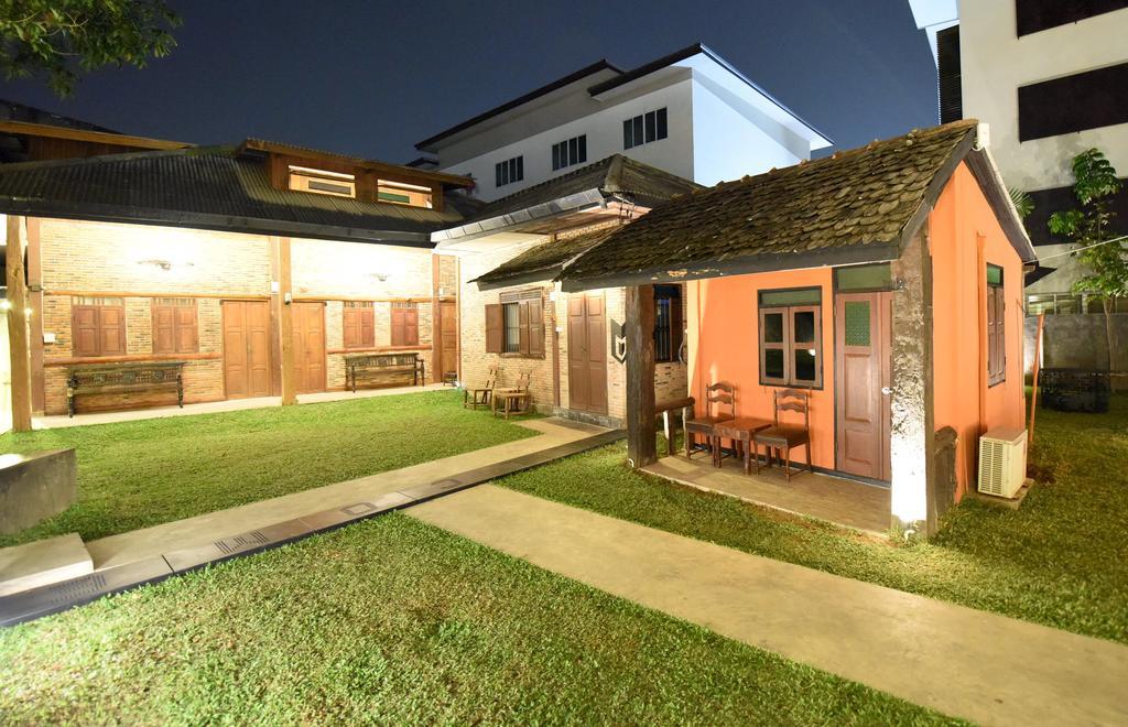 Chiang Mai Udee Hotel Kültér fotó