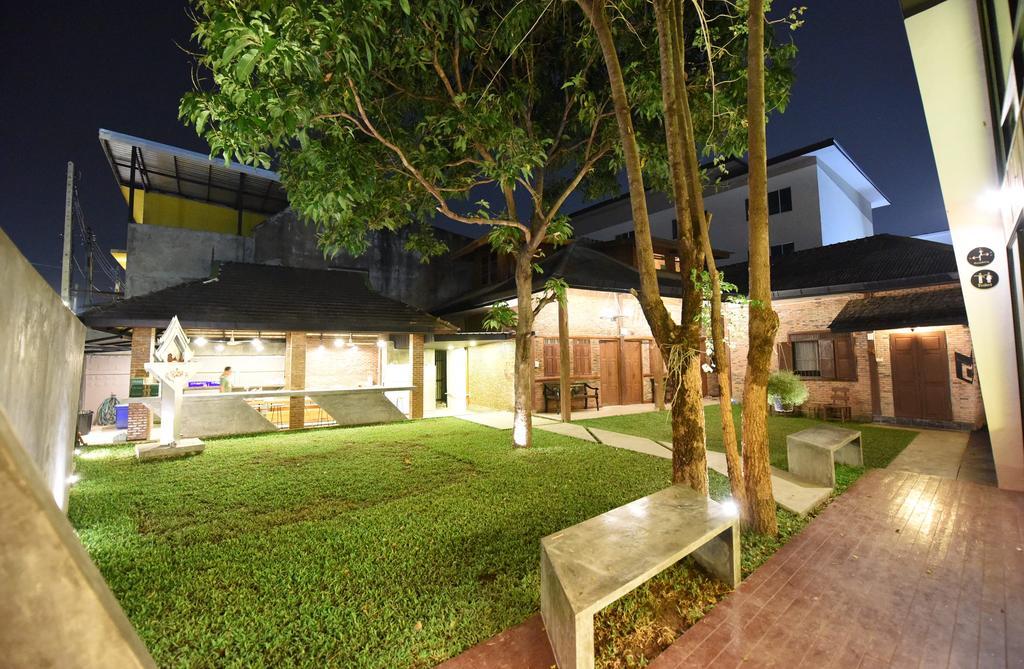 Chiang Mai Udee Hotel Kültér fotó